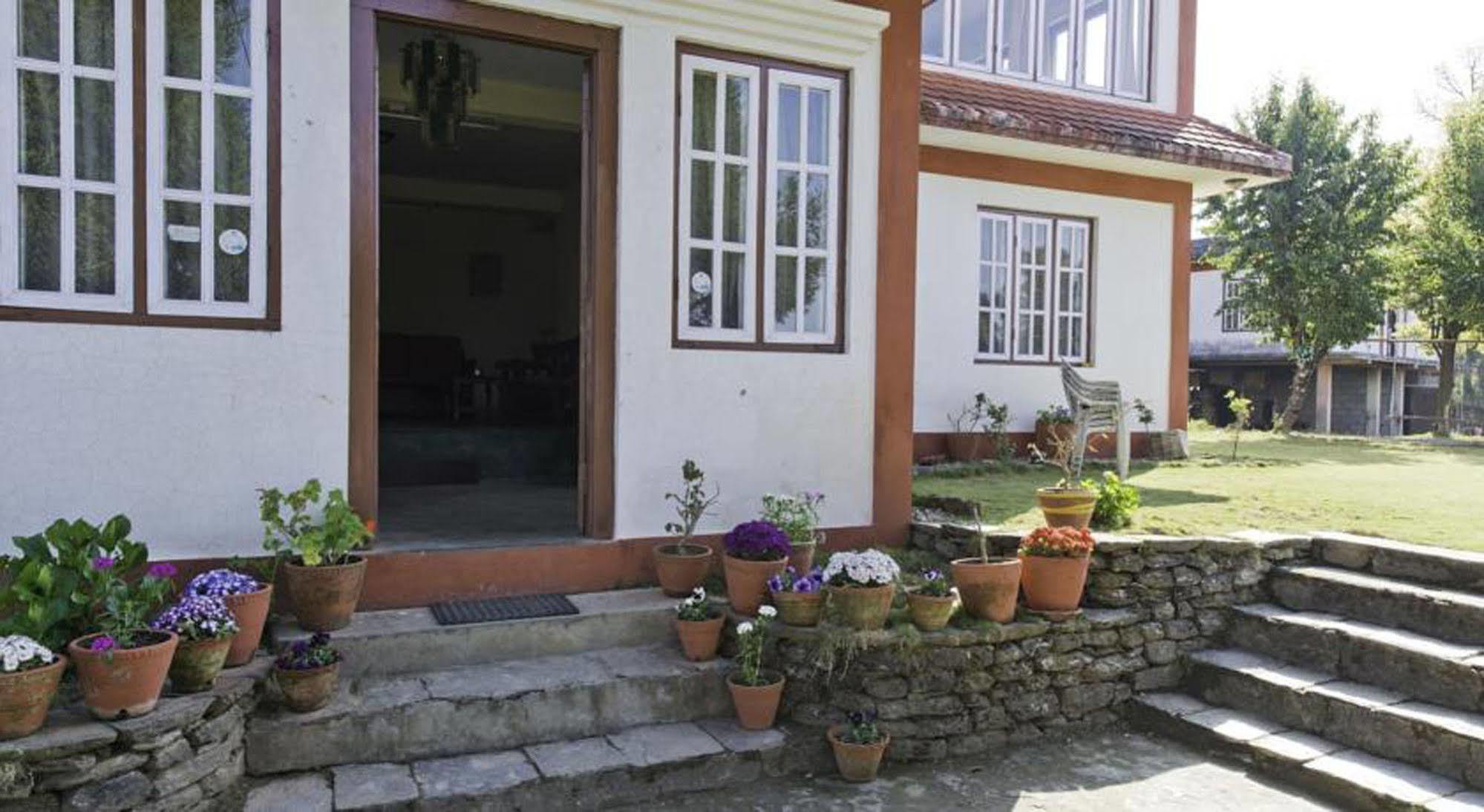Sarangkot Sherpa Resort P Ltd Pokhara Buitenkant foto