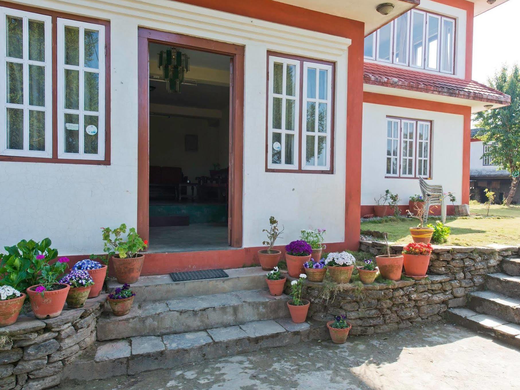 Sarangkot Sherpa Resort P Ltd Pokhara Buitenkant foto